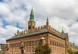 丹麦绝杀巴黎，坎特爆发神勇