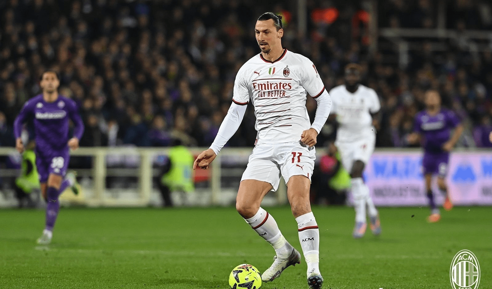 佛罗伦萨后防连续漏球，防线脆弱