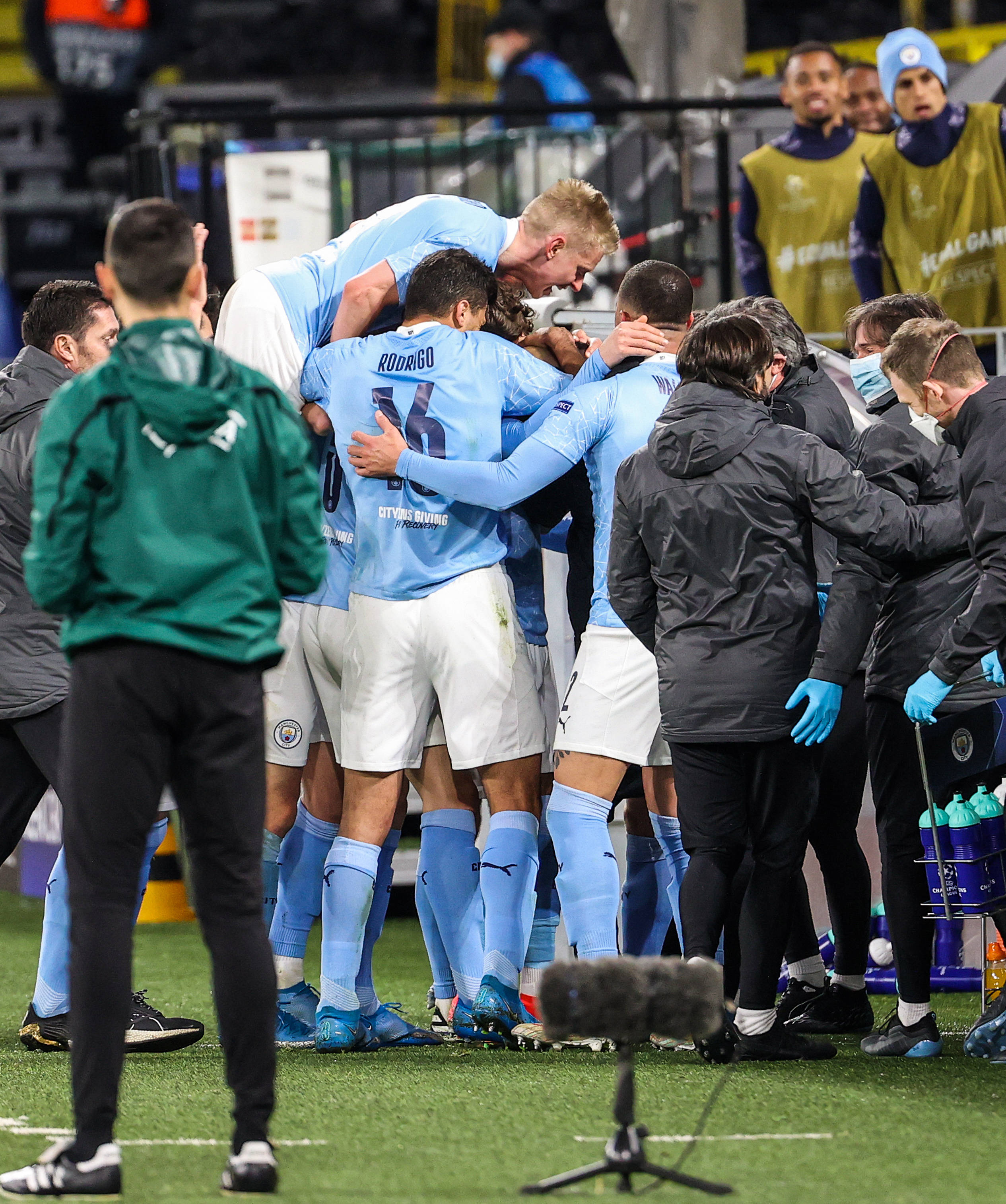 关于卢多戈雷茨过关斩将晋级欧洲联赛半决的信息