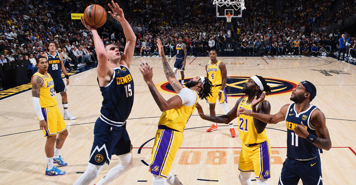 包含里昂主场不敌波尔多，遭遇四连败的词条