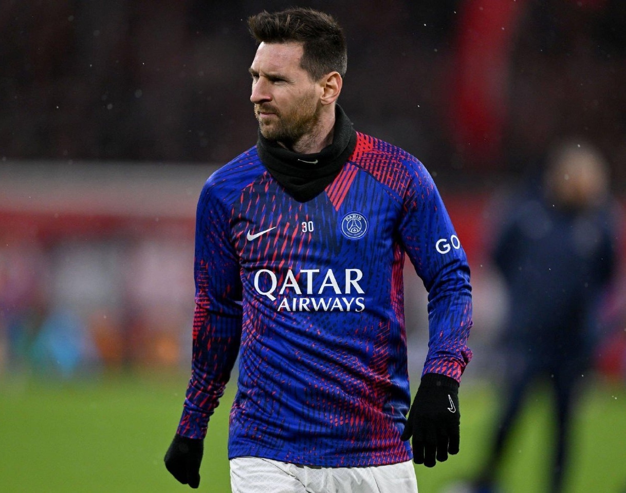 梅西轰炸对手,拜仁5-0大胜!的简单介绍 梅西轰炸对手,拜仁5-0大胜!的简单介绍