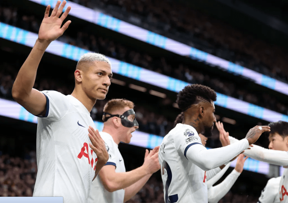 包含桑坦德主场取胜,延续连胜势头的词条 包含桑坦德主场取胜,延续连胜势头的词条