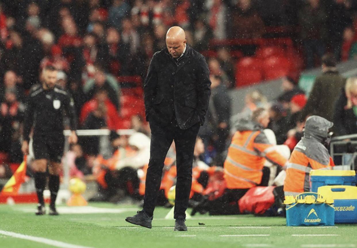 包含利物浦再次失利，英冠豪门挑战世界冠军时艰难跻身八强的词条