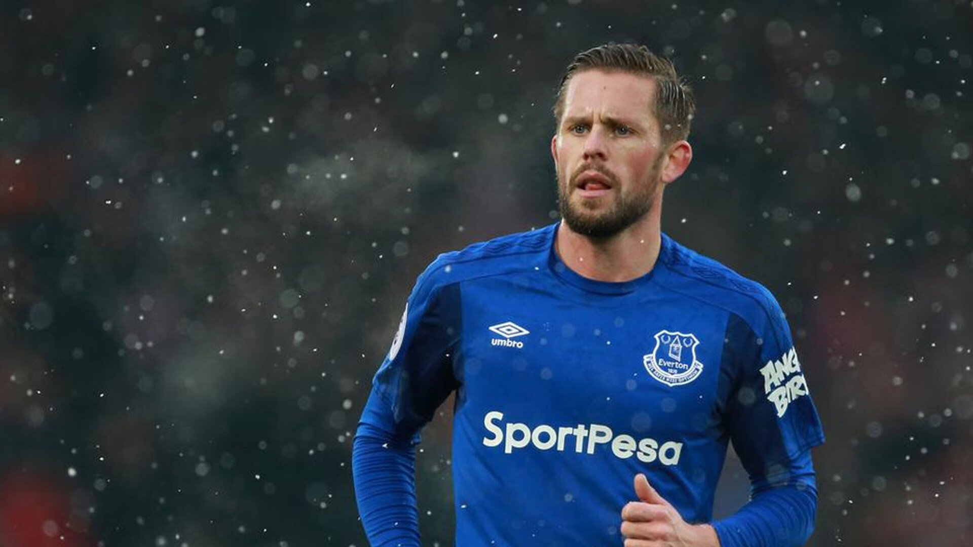 从谷底到巅峰，克莱末节狂飙完成自我救赎，广厦力克上海诠释篮球真谛